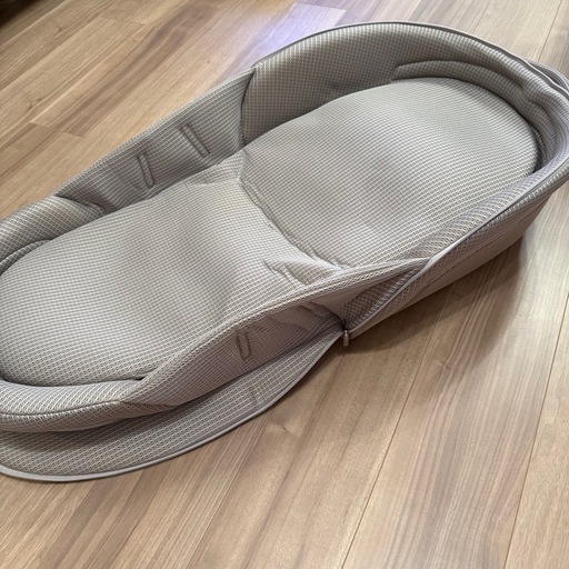 【美品】ネオママイズム　ベッドインベッド　Dove Gray グレー　