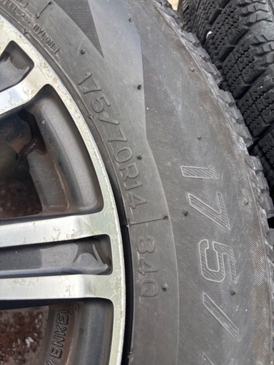 『取引中』タイヤ-ホイールセット　175/70R14スタットレス