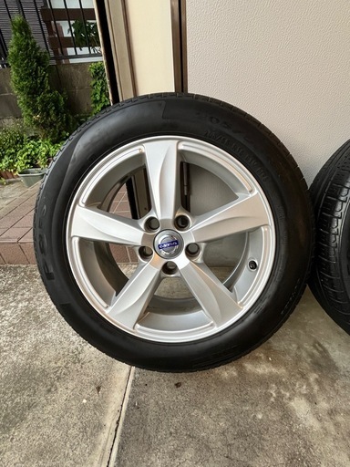 VOLVO純正アルミホイール（＋オマケタイヤ
）