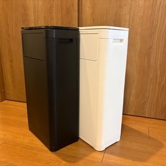 2WAY 壁にぴったりつけられるプッシュ式ペール 25L (ホワイト)の画像