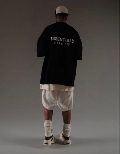 送料無料　国内正規　FOG ESSENTIALS Tシャツ