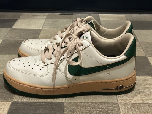 メンズ 新古品29cm NIKE エアフォース1 ウィメンズ グリーンアンドモスリン ナイキ エア フォース 1 ‘07 LV8 ロー 
