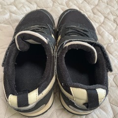 asics  スニーカー　19センチの画像