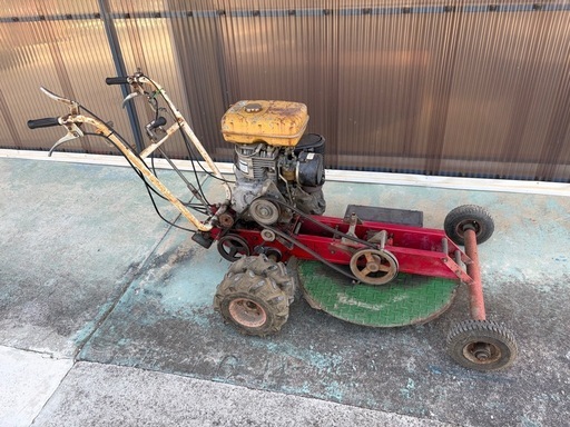 草刈機　エンジン式　自走式　ロータリーモア