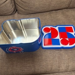 万博ミャクミャク缶の画像