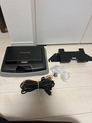 アルパイン　フリップダウンモニター　　TMX-R3000