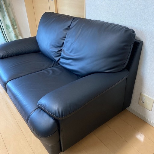 【値下げしました】ニトリ製　きれいめソファー