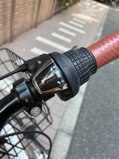【美品】三段変速ギア付き自転車