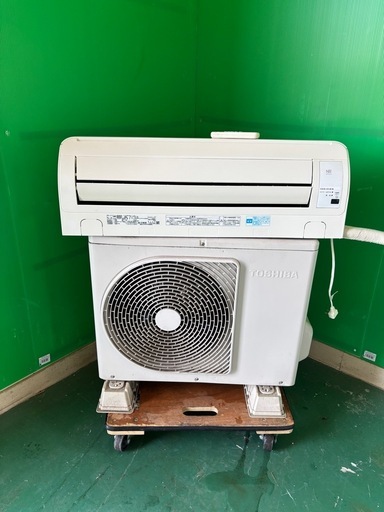 TOSHIBA ルームエアコン　RAS-221NR