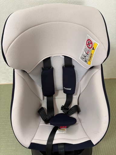 コンビ　ISOFIX クルムーヴスマートlight