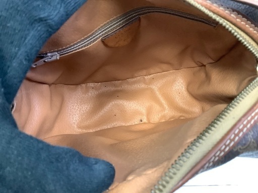CELINE ショルダーバッグ マカダム  M11