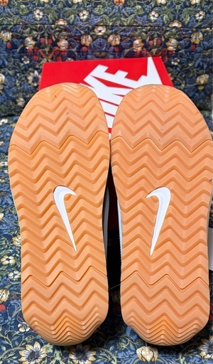 新品　NIKE PACIFIC 25.5 ナイキ　スニーカー パシフィック　黒