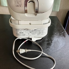 パナソニック5合炊き炊飯器の画像