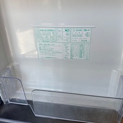 冷蔵庫 Sharp 601リットル 2012年式の画像