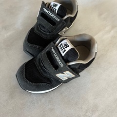new balance 996 黒 スニーカーの画像