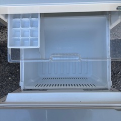 Panasonic 168L 冷凍冷蔵庫 棚一つ欠品 NR-B177W-S 2014年製/J051-12の画像