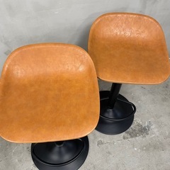 バーチェア　2脚　
昇降　回転の画像