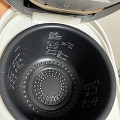炊飯器の画像