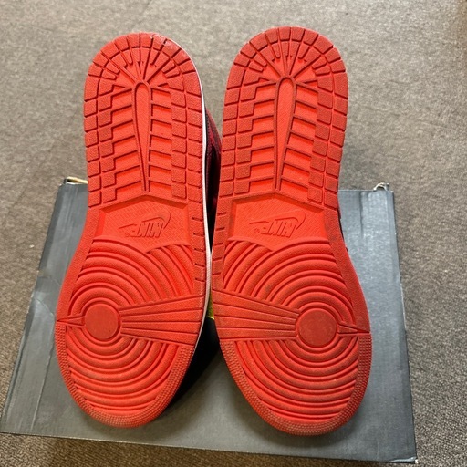 【ナイキ28cm】Nike Air Jordan 1 Mid 
