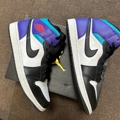 【ナイキ28cm】Nike Air Jordan 1 Mid "Bright Concord"の画像