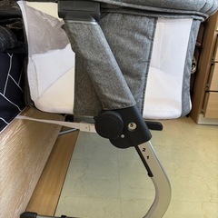 ベビーベッドの画像