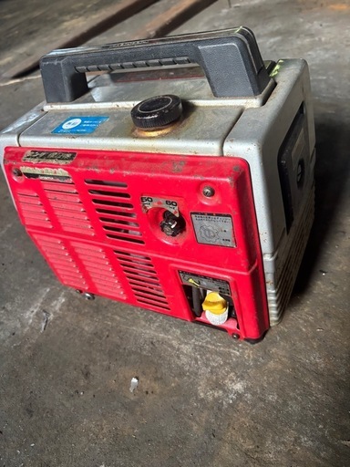 ポータブル発電機 EM400