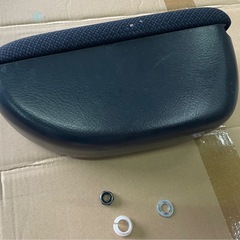 バモス ホビオ 大型 アームレスト 小物入れ 肘掛け 肘置き コンソール 純正オプション 最終型の画像