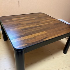 こたつテーブルの画像