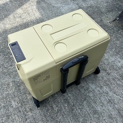 車載冷蔵庫 40L ポータブル冷蔵冷凍庫 AC/DC（ 12V / 24V ） 静音 -20℃〜20℃   2WAY電源対応  キャスター付き LVYUANの画像