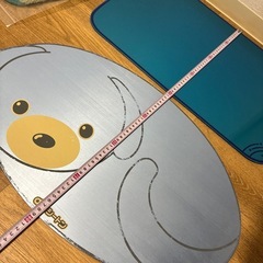 ペット用ひんやりアルミシート2枚、ペットウェア1枚の画像