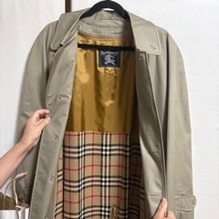 BURBERRY コートの画像