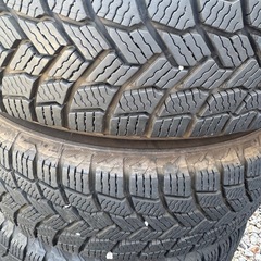 スタッドレスタイヤ185/70R14の画像