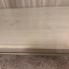 ガラスと木　ローテーブルの画像