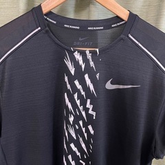 NIKE DRI-FIT ナイキ ランニング 半袖Tシャツ ブラック Lサイズの画像