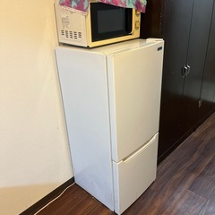 冷蔵庫と電子レジの画像