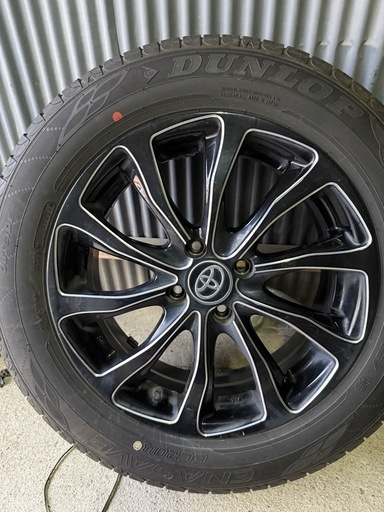 トヨタ、オプションホイール、ダンロップタイヤ付き