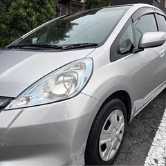 【車検R9年12月】ホンダフィットハイブリッド / 走行12,9万km / スタッドレス付き / 乗って帰却可の画像