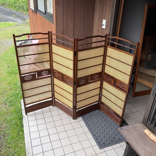 透かし彫り　衝立　4連　屏風　夏物　黒竹　パーテーション　和風　間仕切り