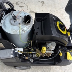 KARCHER  温水高圧洗浄機の画像