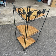 NO：5938  3角物置き‼️昭和レトロ超お買い得品❣️の画像
