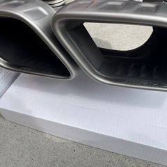 ベンツ 純正
マフラーカッターの画像