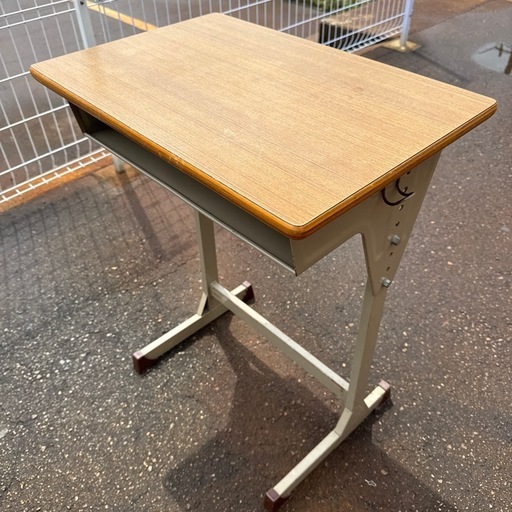 学校机