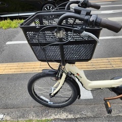 087中古YAMAHA電動アシスト自転車　8.7Ah 大阪の画像