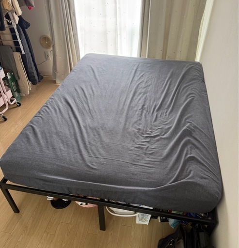 ダブルベッド