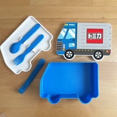 トミカ トラック型弁当箱 シリコンカップ ハムカッター ラップに書けるペンの画像