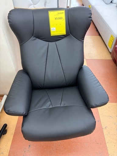 ★ジモティー割引有★オットマン付きチェア 回転式 合皮 ブラック《リサイクルショップドリーム次屋店》