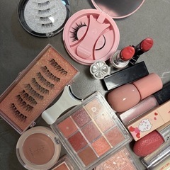 コスメまとめ売りの画像