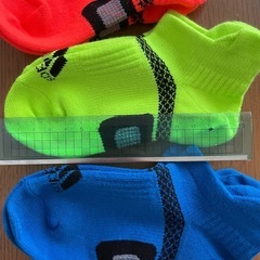 adidas靴下(子供用)15㎝の画像