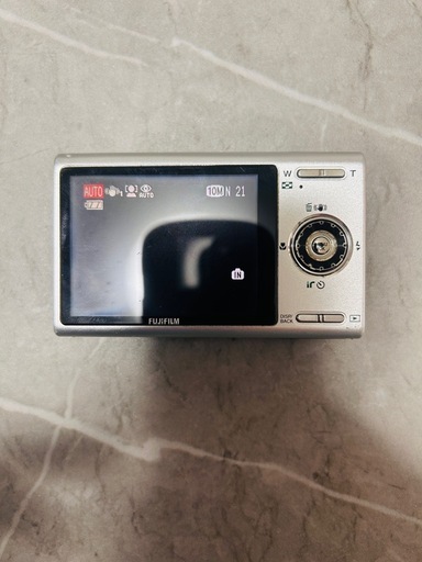 富士フィルム FinePix Z200fd 5x
