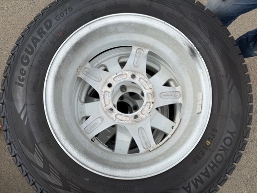 ジムニー JB64 JB23 スタッドレス 175/80R16 ヨコハマ iceGUARD G075 ホイール付4本セット バリ溝